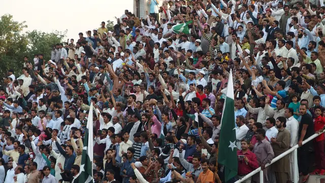 Crowds watching the daily flag ceremony at the Wagah border crossing between Pakistan and India.